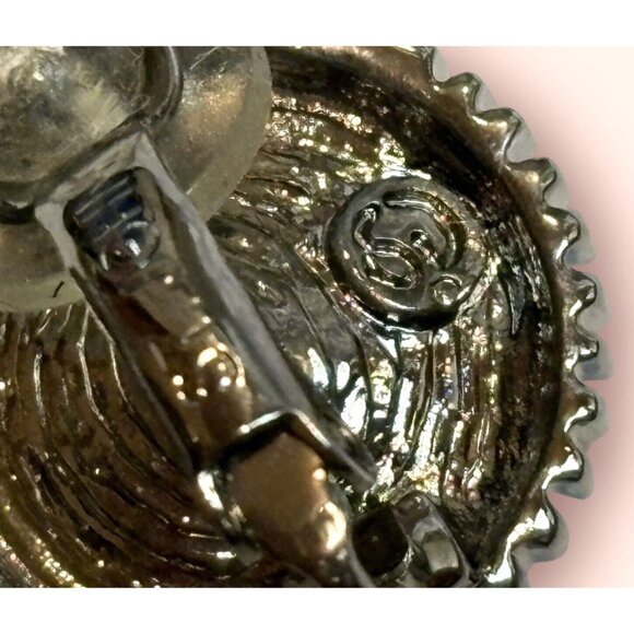 St. John  Vintage Gray Faux Pearl Crystal Rhinestone Clip on Earrings GORGEOUS!! - Picture 6 of 7